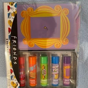 FRIENDS LIP BALM SET TV SHOW